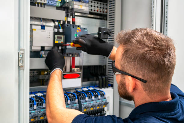 Best Local Electrician Companies  in Yaphank, NY