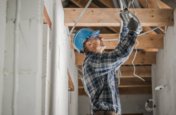 Best Circuit Breaker Repair  in Yaphank, NY