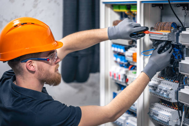 Best Affordable Emergency Electrician  in Yaphank, NY